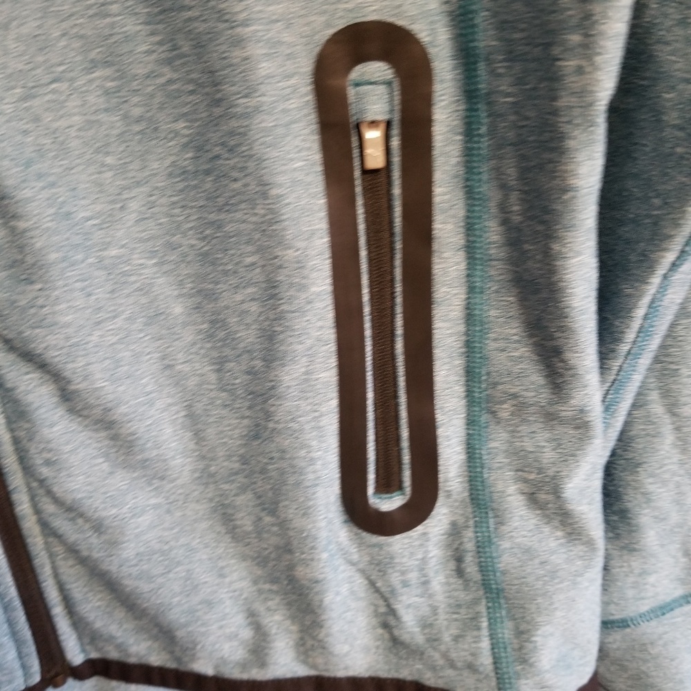 Puma athletic jacket size Large - Picture 6 of 8